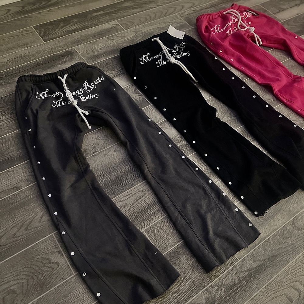 GRAY MBR FLARED SWEATS - Picture 2 of 2